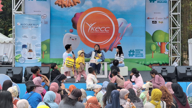 Talkshow dan Fingerprint Analysis di Festival Hari Anak