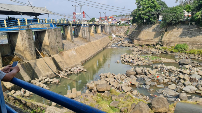 Bendungan Katulampa Kering