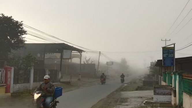 Sungai Penuh Jambi diselimuti  kabut tebal pada Selasa pagi