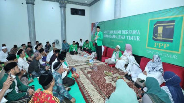 Plt Ketua Umum PPP Muhamad Mardiono silaturahmi ke alim ulama di Sidoarjo