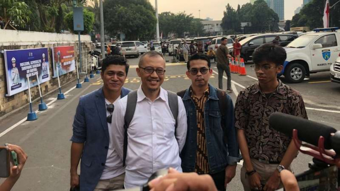 Fatih, ayah dari mahasiswa bernama Sultan yang terjerat kabel fiber optik