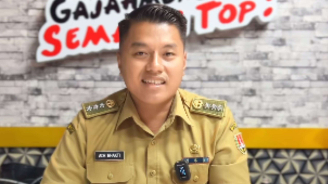 Mantan Camat Gajahmungkur Ade Bhakti