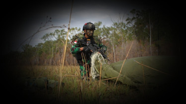 VIVA Militer: Pasukan langit Yonif PR 501/Bajra Yudha mendarat di Australia