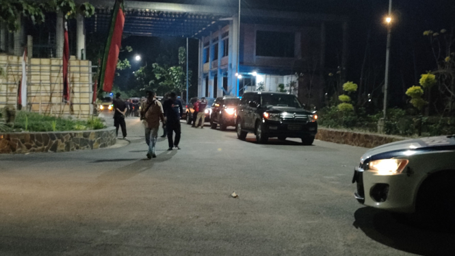 Bareskrim Mabes Polri Geledah Pondok Pesantren Al Zaytun