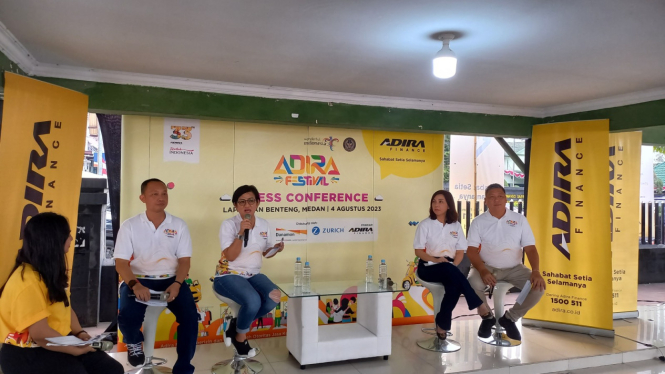 Direktur Marketing Adira Finance, Swandajani Gunadi di jumpa pers Adira Festival di Medan, Sumatera Utara
