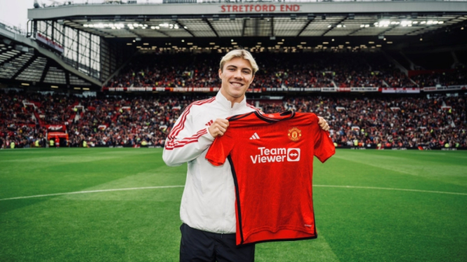 Penyerang Manchester United, Rasmus Hojlund