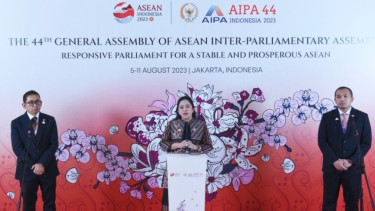 Ketua DPR RI Puan Maharani sekaligus Presiden AIPA ke-44 saat Konferensi Pers