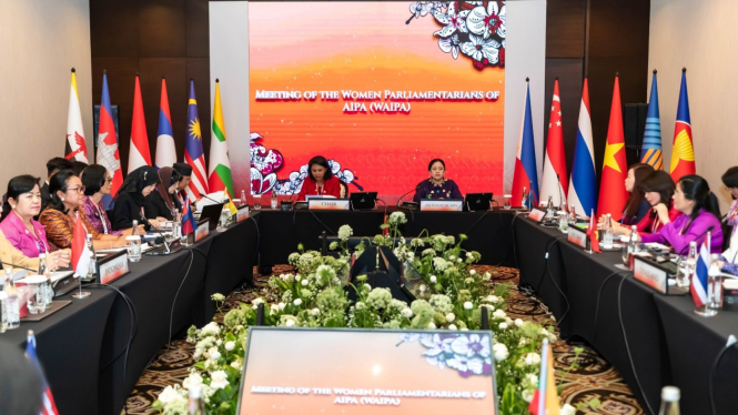 Meeting of The Woman Parliamentarians of AIPA 