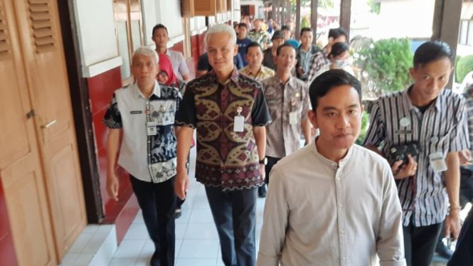 Gubernur Jateng Ganjar Pranowo dan Wali Kota Solo Gibran Rakabuming.