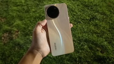 Realme 11.