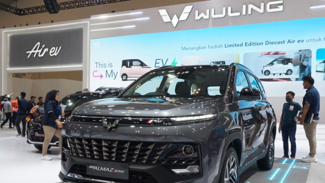 Wuling New Almaz RS