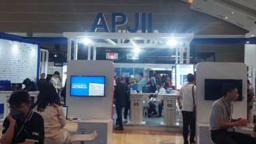 Asosiasi Penyelenggara Jasa Internet Indonesia / APJII.