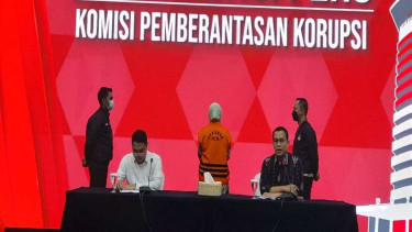 KPK gelar konferensi pers kasus korupsi cukai kuota rokok.