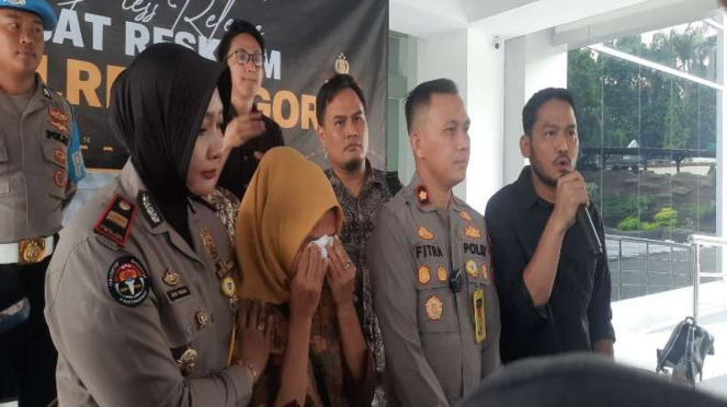 Polres Bogor menerima aduan kasus bayi tertukar.