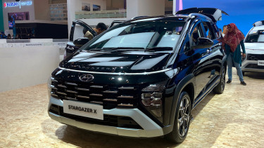 VIVA Otomotif: Hyundai Stargazer X