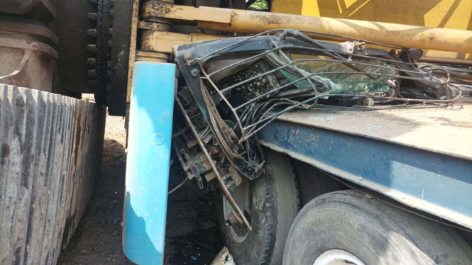 Operator Crane Tewas Terjepit di Pintu Masuk Pelabuhan Merak Banten