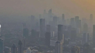 Pramono Ungkap Polusi Jakarta Makin Parah, Sudah 3 Minggu Tak Diguyur Hujan