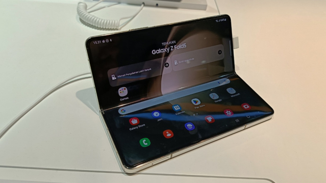 Samsung Galaxy Z Fold5.