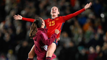 Timas wanita Spanyol