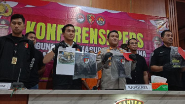 Polisi merilis pelaku penganiayaan.