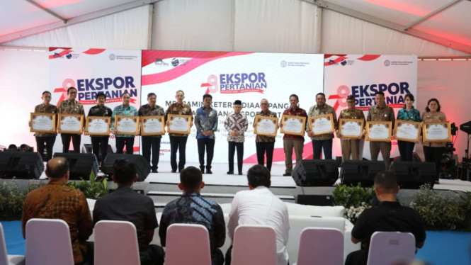 Wapres Sampaikan Penghargaan ke Menteri Pertanian Syahrul Yasin Limpo
