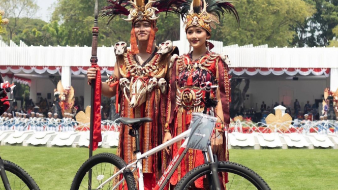 Kaesang dan Erina Guduno