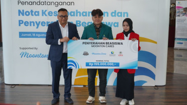 Program beasiswa mahasiswa-mahasiswi Moonton Cares Membina Sang Legenda