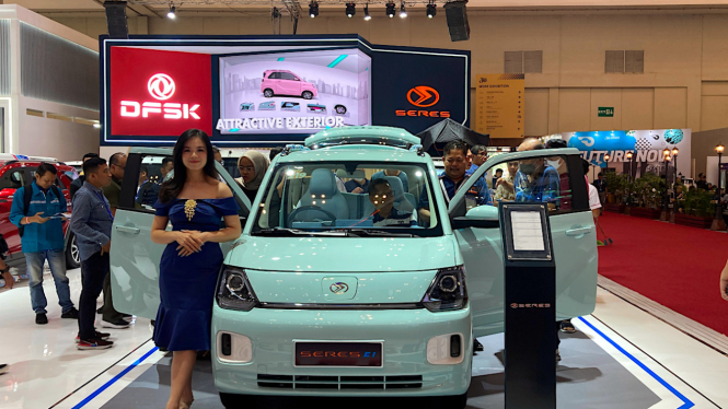 VIVA Otomotif: Mobil listrik Seres E1 di pameran GIIAS 2023