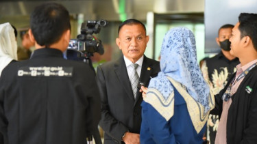 Wakil Ketua DPR RI, Lodewijk F. Paulus