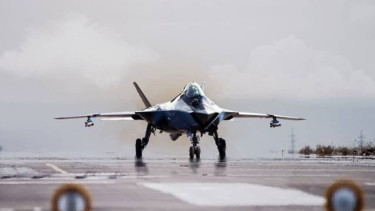 Jet tempur MiG-41 Rusia.
