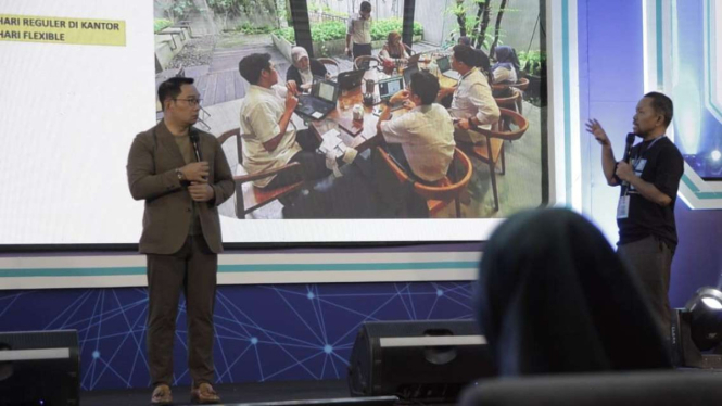 Ridwan Kamil di Acara Digital Conference 2023 AMSI