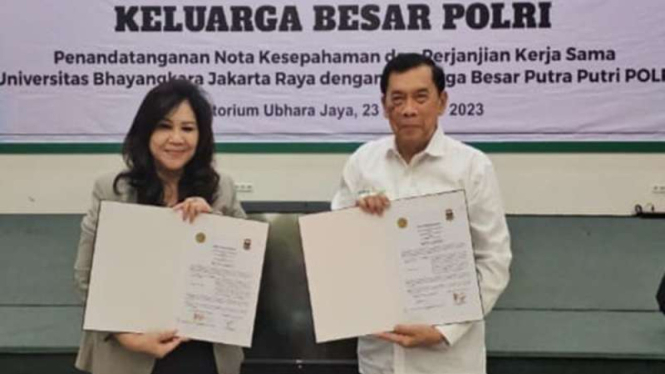 Penandatanganan MoU KBPP Polri dengan Universitas Bhayangkara