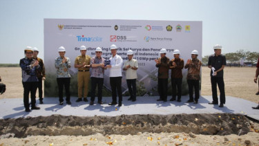 Sinar Mas gandeng Trina Solar bangun pabrik sel surya serta modul surya terintegrasi.
