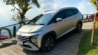 VIVA Otomotif: Hyundai Stargazer X