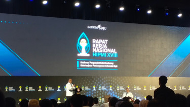 Menteri Investasi/Kepala Badan Koordinasi Penanaman Modal (BKPM), Bahlil Lahadalia di Rakernas HIPMI.
