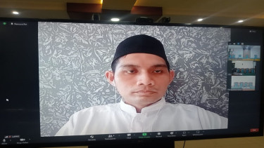 AP Hasanuddin saat mengikuti sidang di PN Jombang
