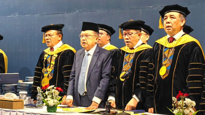 JK hadiri Wisuda Perdana Mahasiswa Program Pasca Sarjana UIII