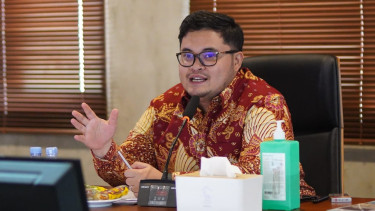 Bupati Kediri, Hanindhito Himawan Pramana