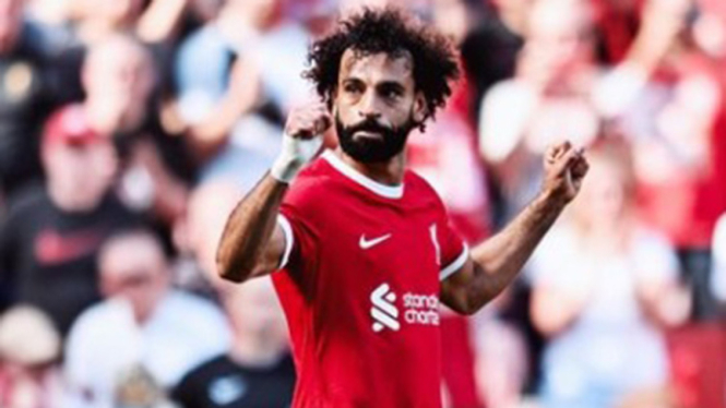 Selebrasi Mohamed Salah usai bobol gawang Aston Villa