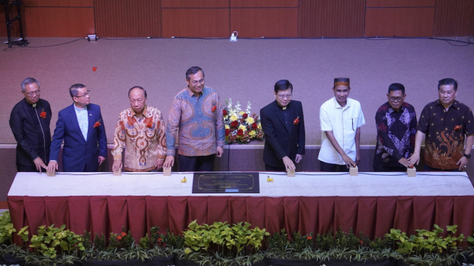 Peresmian sekolah Kristen IPEKA CPI Makassar.