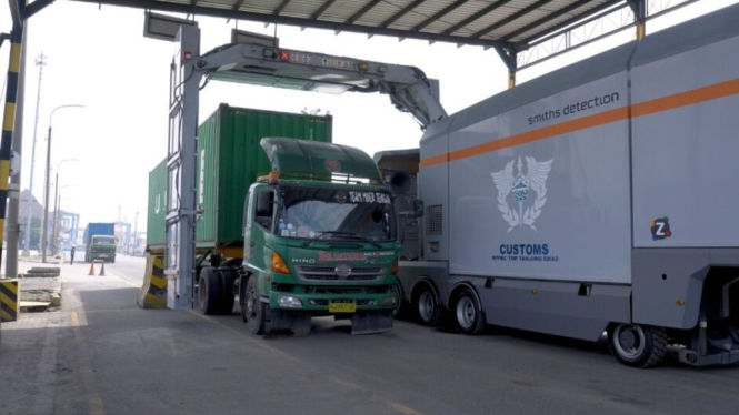 Bea Cukai lakukan pengawasan terhadap barang ilegal yang masuk wilayah Indonesia