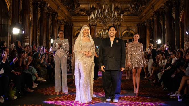 Koleksi Ivan Gunawan di Front Row Paris (FRP) 2023