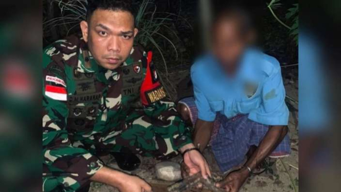VIVA Militer: Prajurit Yonif RK 744/SYB dapat 2 pucuk senjata api di NTT