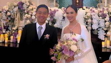 Pamela Bowie menikah dengan Armand Gunawan