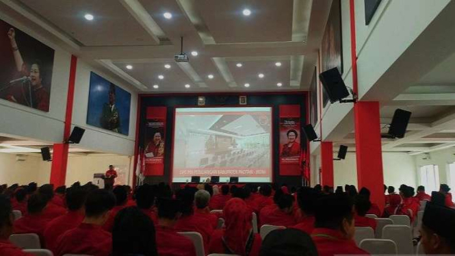 Sekretaris Jenderal PDIP Hasto Kristiyanto dalam Rakerda III di Kantor DPP PDIP Provinsi Banten, Minggu, 10 September 2023.