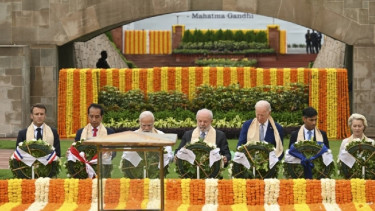 Momen Jokowi dan Para Pemimpin G20 Kunjungi Tugu Peringatan Mahatma Gandi