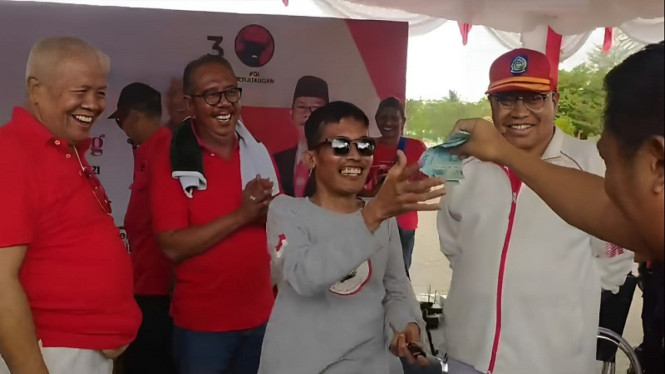 Sekda NTB yang juga calon PJ Gubernur NTB Lalu Gita Ariadi di acara PDIP