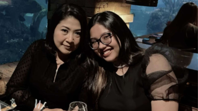 Putri Candrawathi dan putrinya, Trisha Eungelica
