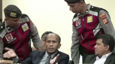 Keamanan DPR Aceh Mengeluarkan Jubir Pemerintah Aceh Saat Paripurna