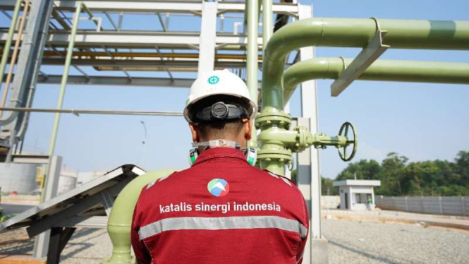 Pabrik Katalis Merah Putih.
